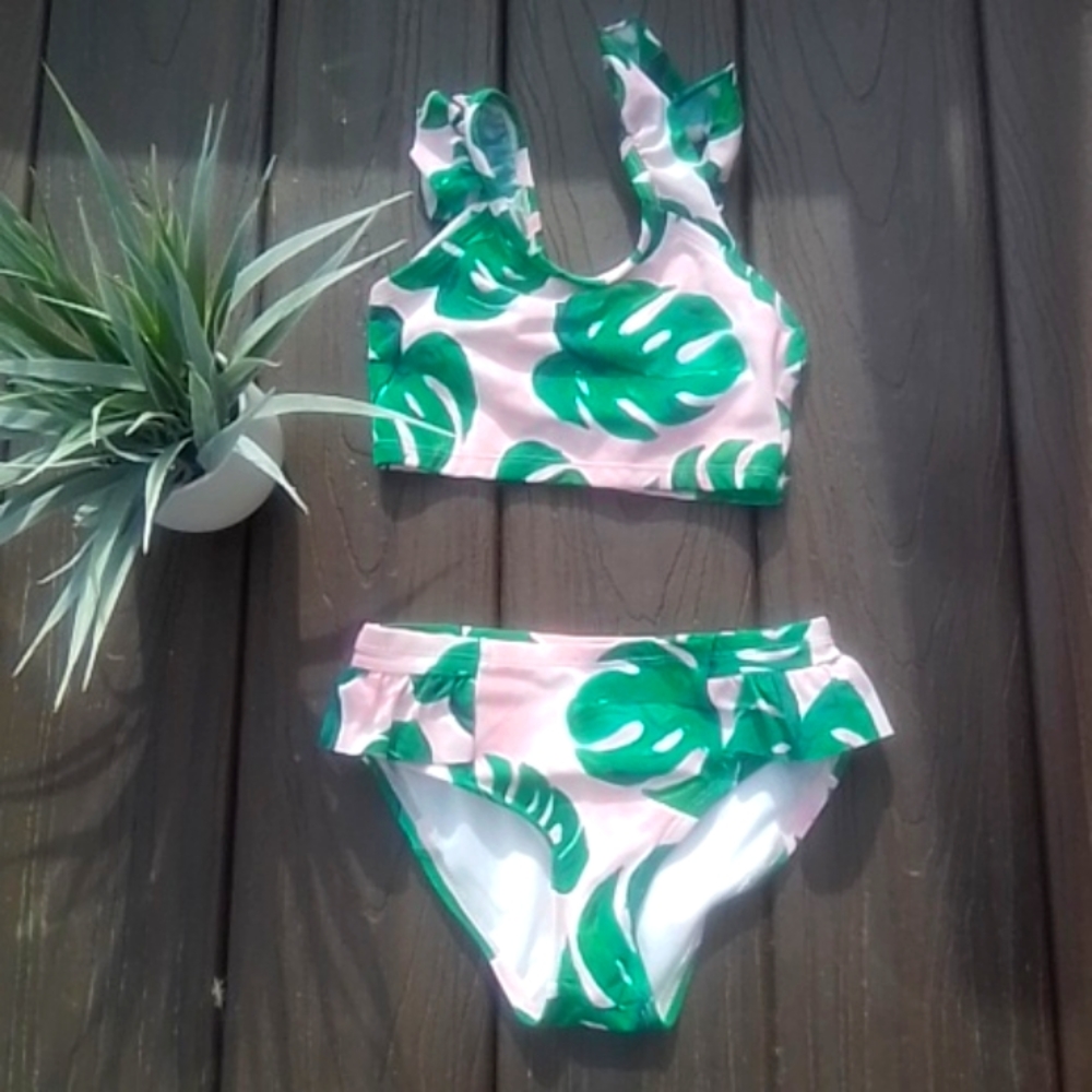 NWOT Gymboree little girls swim suit